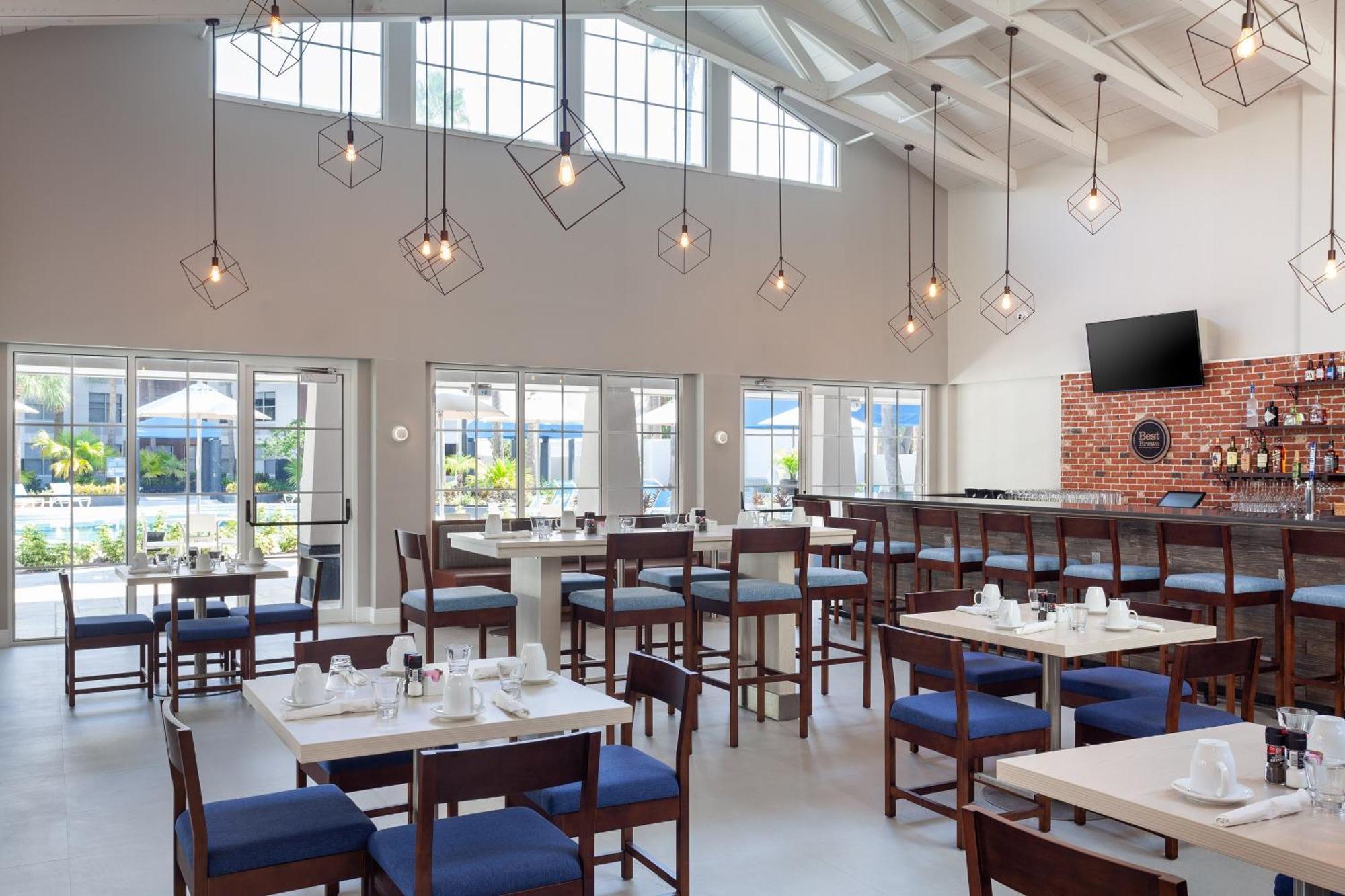 Williamsburg Four Points By Sheraton Orlando Convention Center מראה חיצוני תמונה