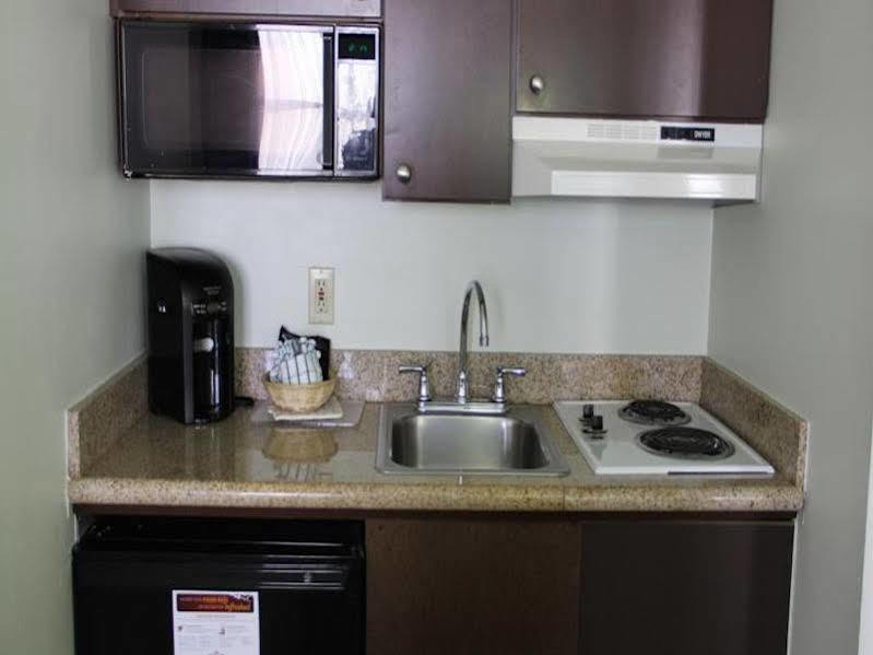 Williamsburg Four Points By Sheraton Orlando Convention Center מראה חיצוני תמונה